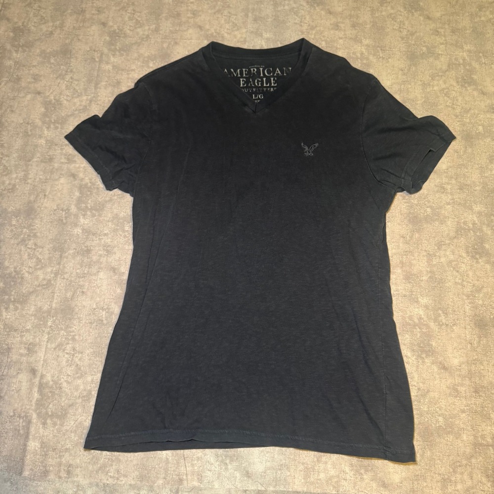 American Eagle Mens Large Gray Slub V-Neck Athletic Fit T-Shirt Short Sleeve